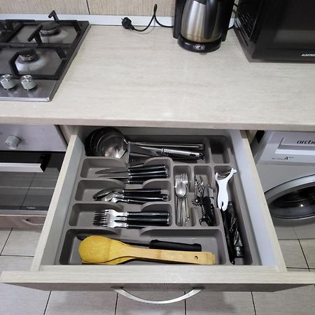 Apartament Navi Onesti Exterior foto