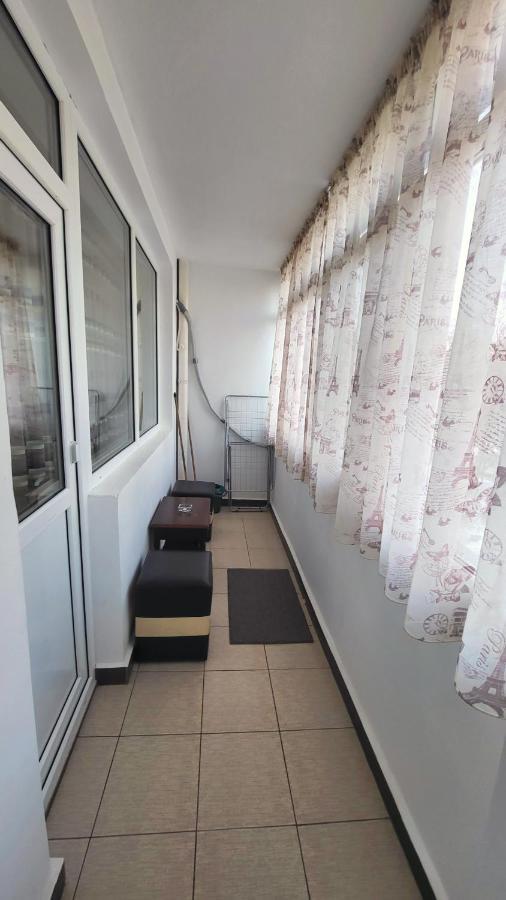 Apartament Navi Onesti Exterior foto